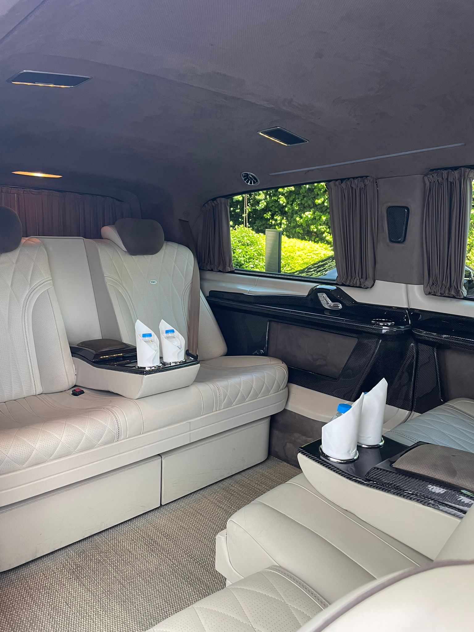 Салон VIP-автомобиля